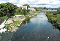 矢部川城 店内写真